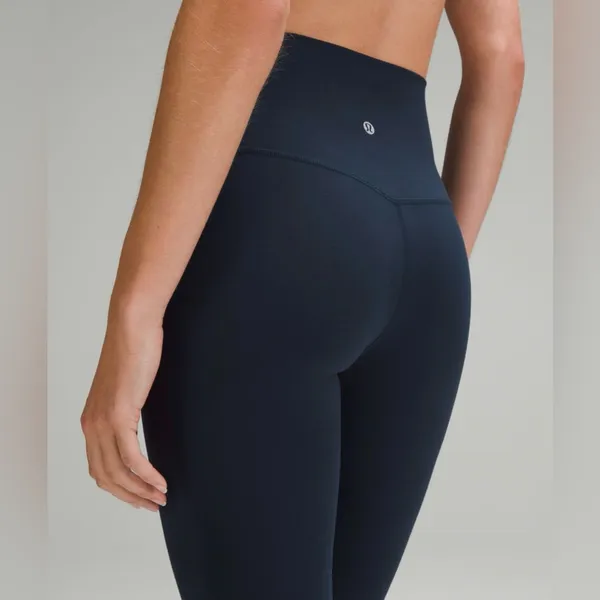 NWOT Lululemon Align High Rise 25” Leggings True Navy Size 4 - Image 3