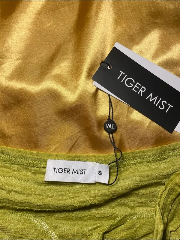 NWT Tiger Mist Rosalyn Top | Size S Textured Strapless Tube Top - Image 4