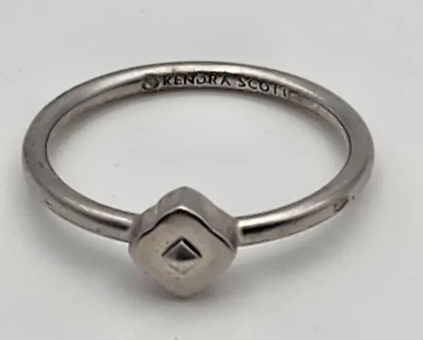 Kendra Scott Gemma Silver Tone Ring (7) - Image 3