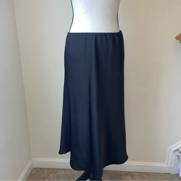 The Drop Silky Slip Skirt Black Size M - Image 3
