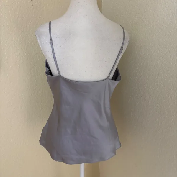 REFORMATION‎ Mickey Satin Top Lavender Size Medium - Image 4
