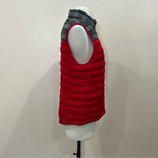 Ruff Hewn Red Quilted Puffer Vest with Black Plaid Fleece Trim Size Small - Image 8