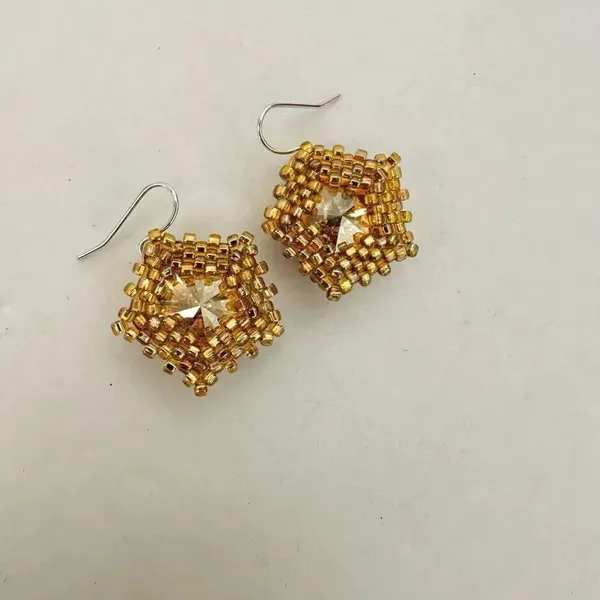 Gold seed bead rhinestone Star earrings Gold - Image 2