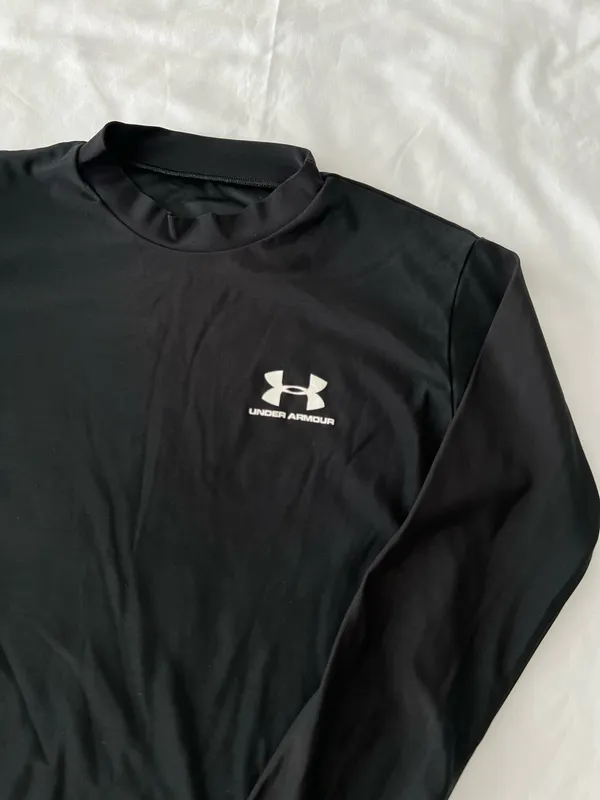 Under Armour Youth Size Black Long Sleeve Undershirt - Image 2