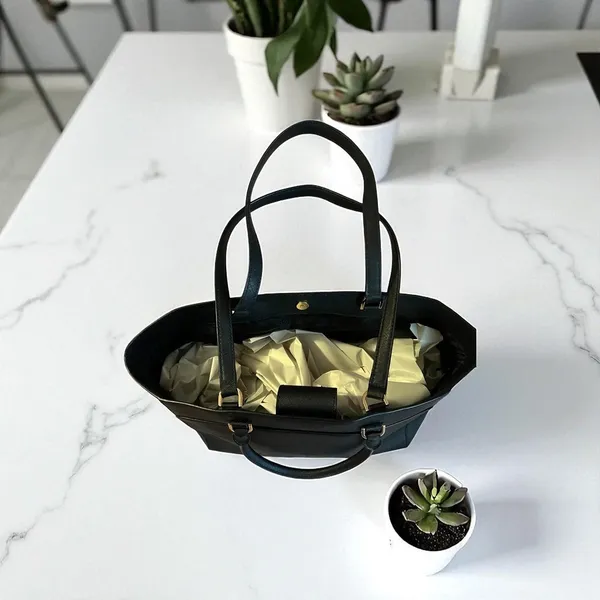 Michael Kors Black Saffiano‎ Leather East West Tote Bag Handbag Large - Image 9
