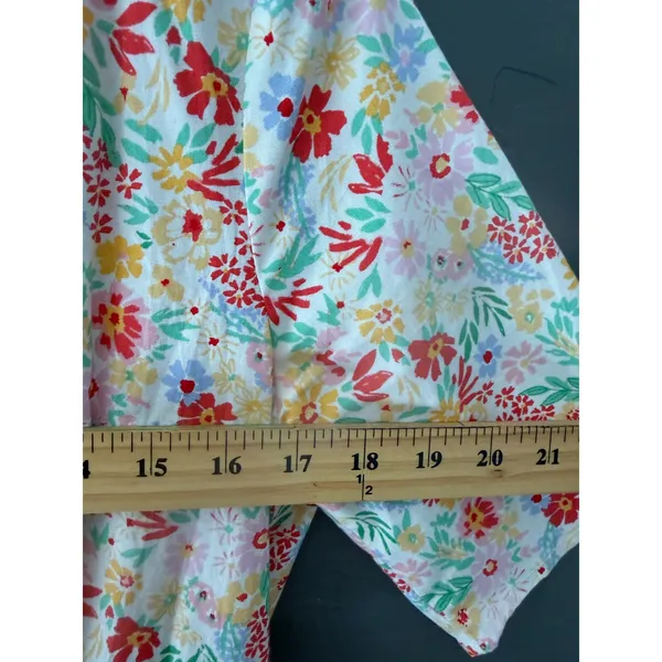Sadie & Sage Floral Short Sleeve Romper White Multi‎ Color Button Front Size M - Image 9