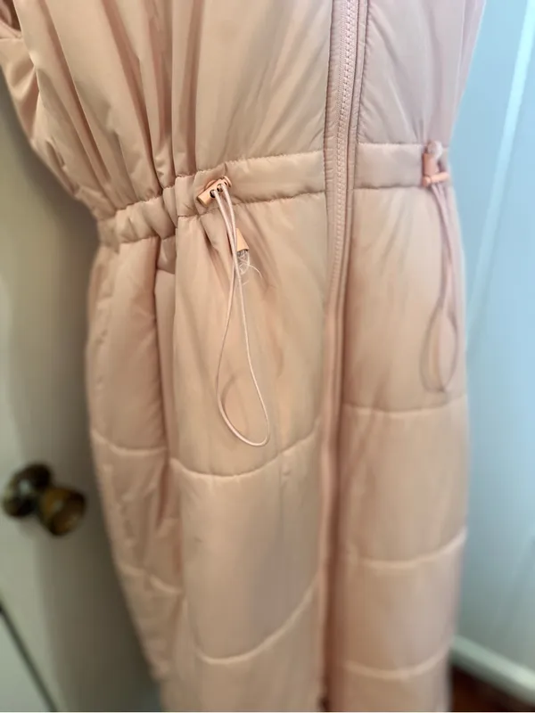 Amazon Hooded Long Sleeveless Puffer Vest in Light Pink Sz L - Image 4