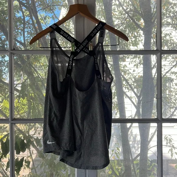 Nike Tank Top - Image 2