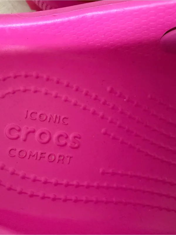 Crocs Classic Mega Crush Sandal Unisex Thick Sole Womens 8 Mens 6 Hot Pink NEW - Image 2