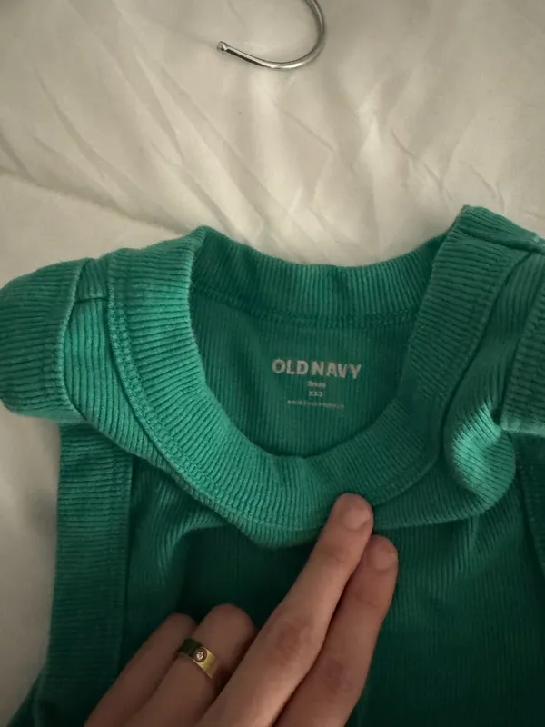 Old navy ribbed crop tank - Image 3