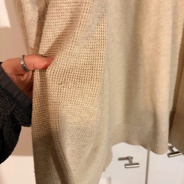Old Navy Chloe and jasmine Open Front Beige Cardigan Sweater size large - Image 3