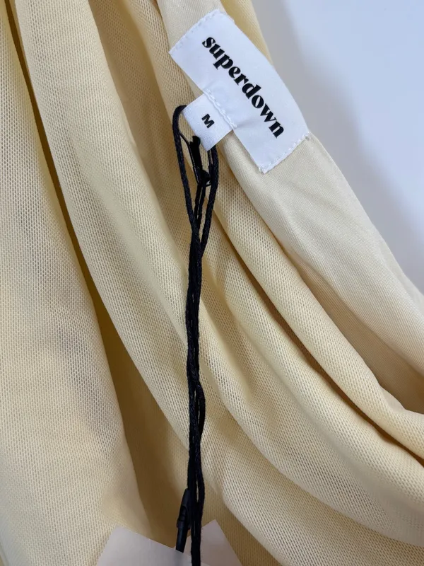 Superdown Juliet Midi Dress in Baby Yellow - Image 5