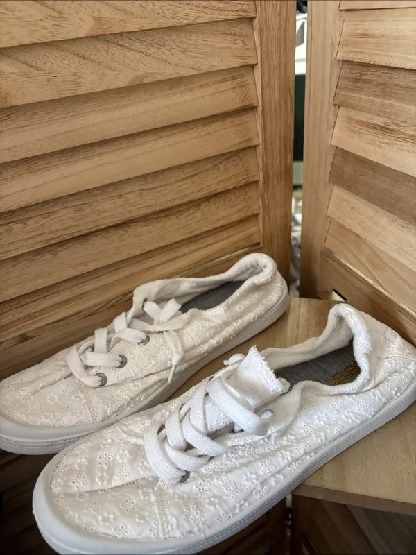 Women’s White Eyelet Sneakers 10 - Image 2