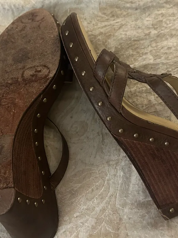 UGG Australia Leather Shearling Studded Wood Sandals - Image 3