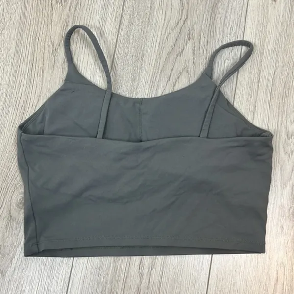 Grey Cropped Workout Tank (Unknown Brand) Size L - Image 5