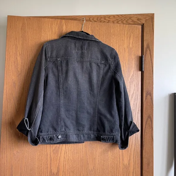 Old Navy Denim Jacket - Image 3