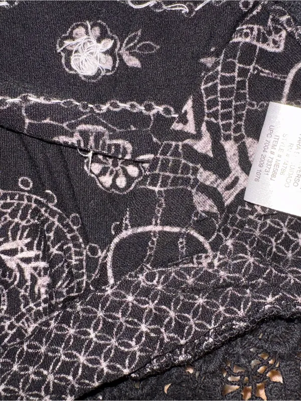 Bila Black & White Ornate Lace-Trim Tank Top - Image 3