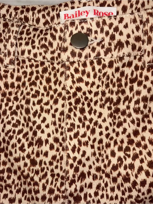 NWOT Bailey Rose Leopard Cheetah Print High Rise Straight Wide Leg Pants S - Image 8
