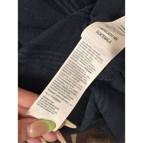 Hollister woman’s Lightweight hooded pullover with 3/4 sleeves size XSMALL - Image 4