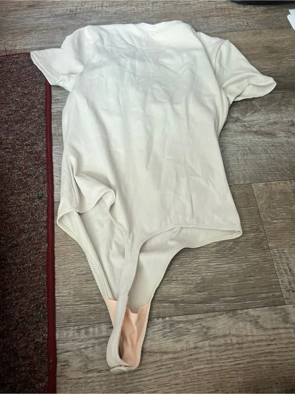 Girlfriend Collective Cream Ribbed Short-Sleeve Bodysuit - Image 8