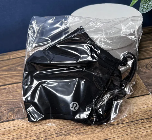 Lululemon Double Strap Face Mask NWT Unopened/Unused *BRAND NEW* (Black) - Image 10
