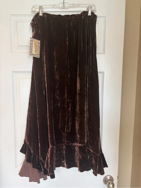 NWT Tasha Polizzi Collection Brown Velvet Skirt Size Large Romantic Western T5 - Image 2