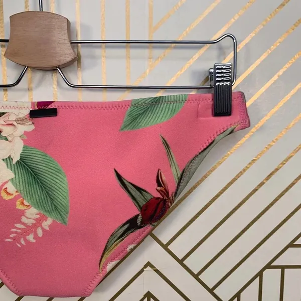 Triangl Pink‎ Floral Neoprene Bikini Bottom - Image 8