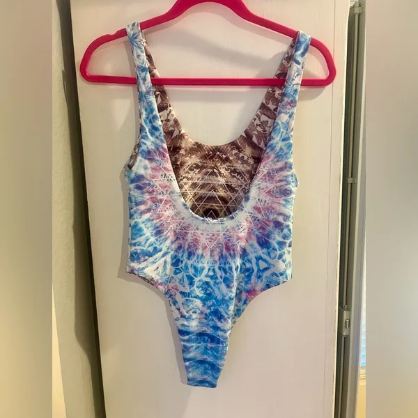 Reversible swim suit! One piece - Image 4