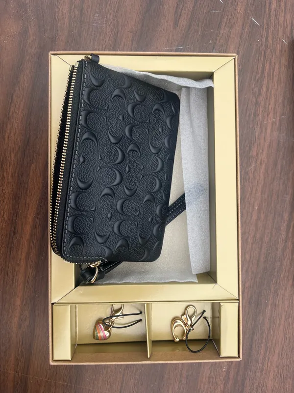 Coach Wristlet - Image 3