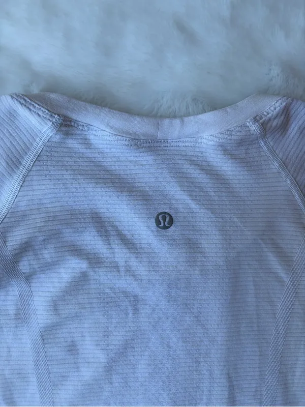 Lululemon Swiftly Tech Long Sleeve - Image 3