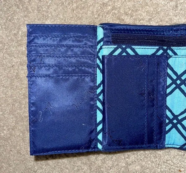 Vera Bradley wallet - Image 3