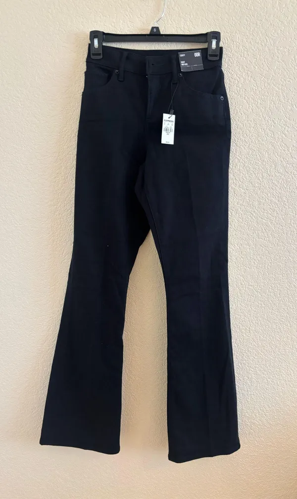 Express Curvy Mid Rise Black Bootcut Jeans NWT - Image 3