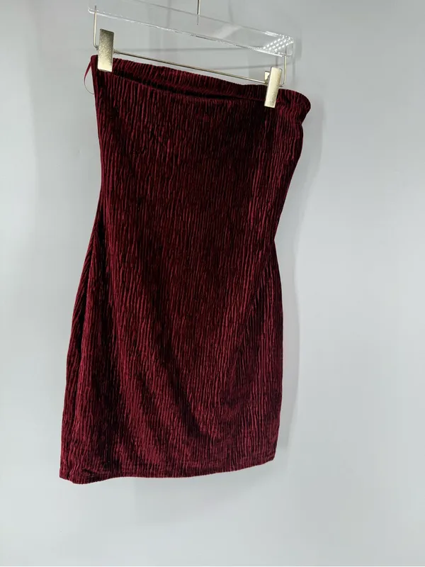 Naked Wardrobe Women's Red Texture‎ Plush Velvet Tube Minidress Size small - Image 2