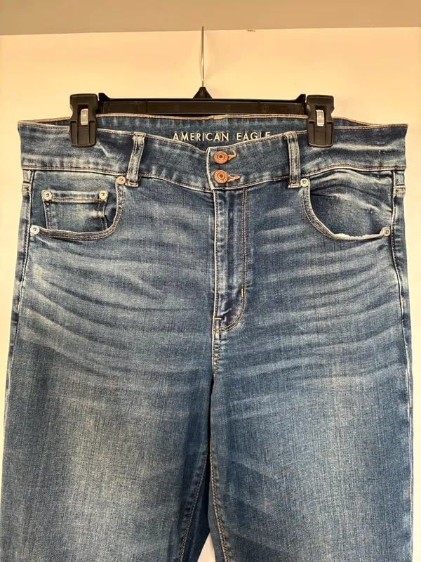 American Eagle Outfitters Women’s Blue Flare Jeans - Image 2