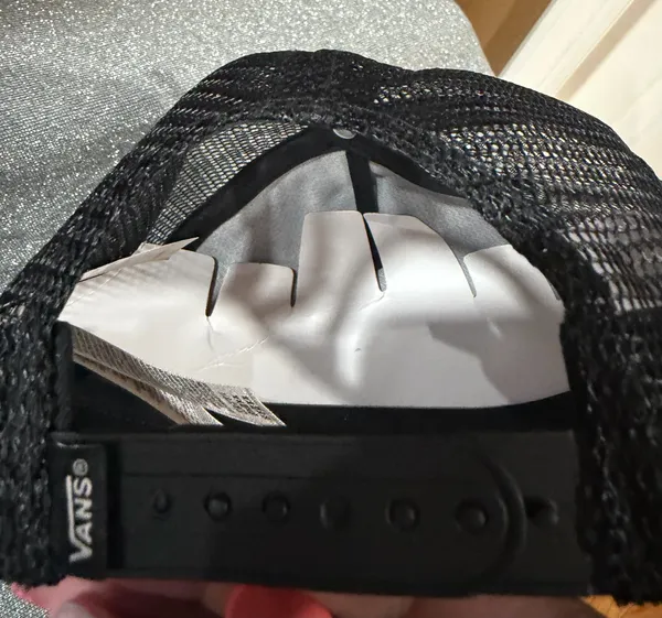 Vans Black trucker hat mesh adjustable NWT - Image 9