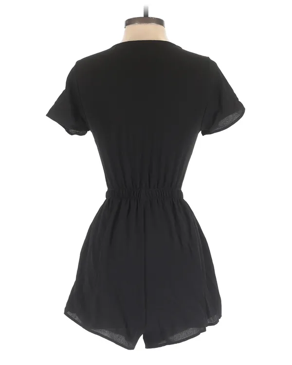 Princess Polly “Ragnar” Romper….Sz: 8….Color: Black….Excellent Preowned - Image 3