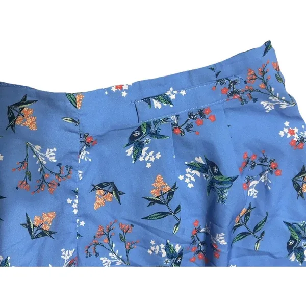 The Fifth Label High Rise Skyward Blue Floral Shorts Sz L Boho Resort Chic Coast - Image 2