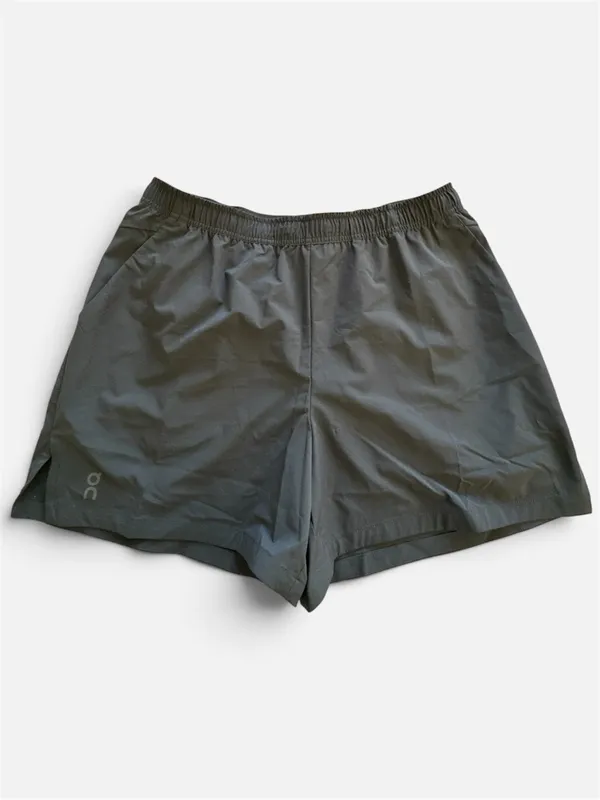 ON RUNNING CLOUD Focus Shorts in Black NWT Sz Large - Image 2