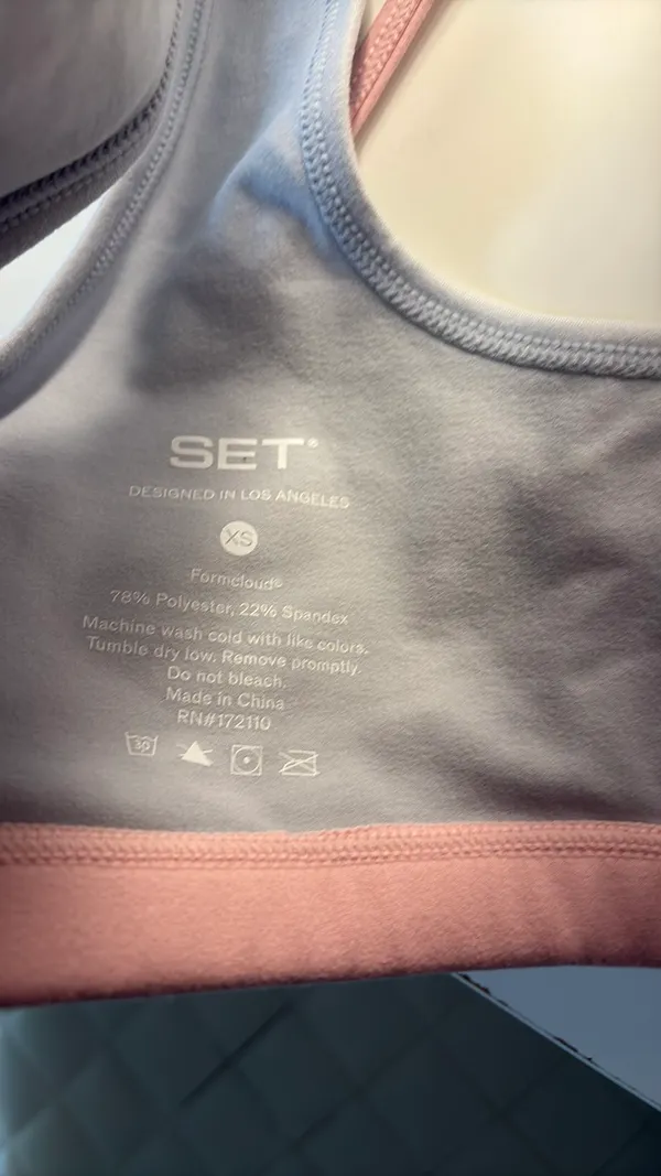 Set Active City of Valentine limited edition drop layered sports bra - Image 3