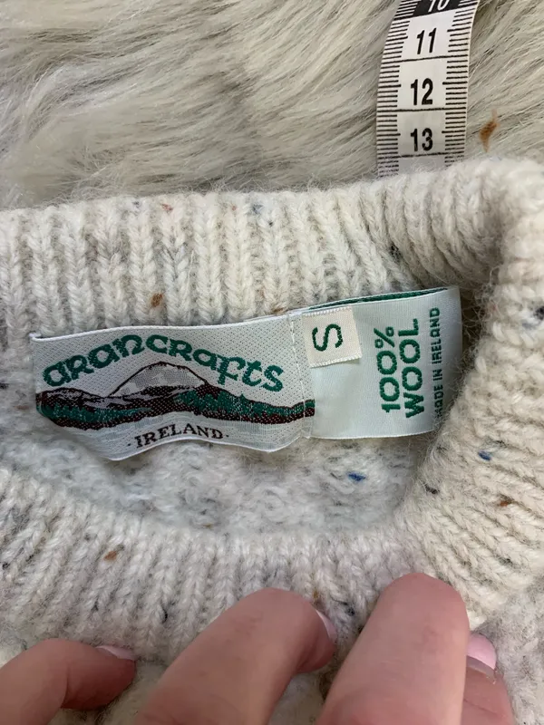 Aran crafts wool sweater Unisex Small - Image 4