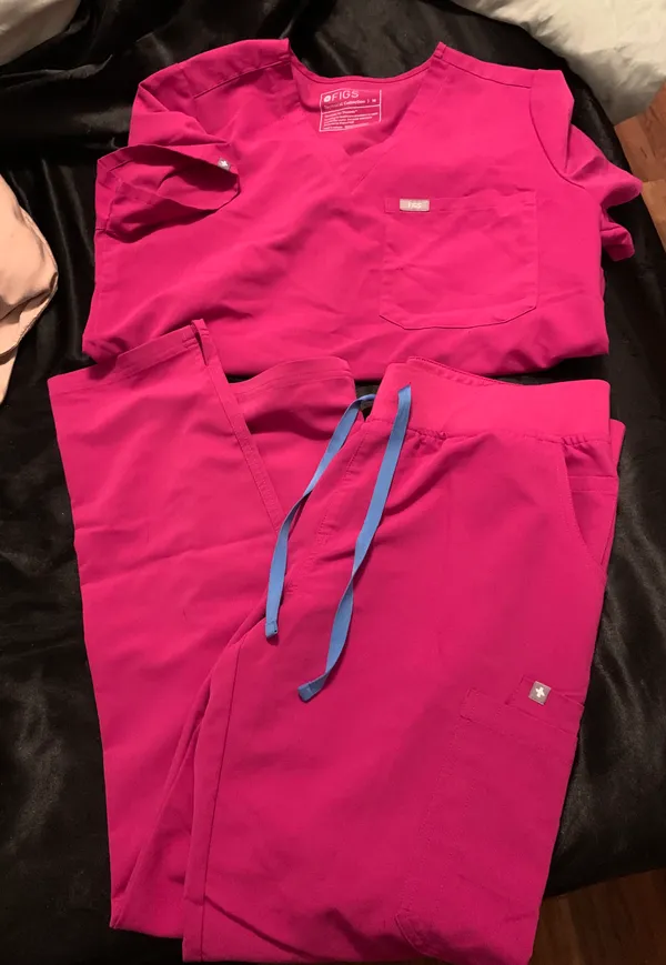 Scrubs Set - Image 2