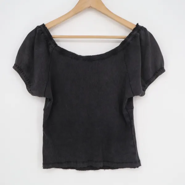 Full Tilt Crop Top Womens L Black Cotton Ribbed Raw Edge Short Sleeve Scoop Neck - Image 4