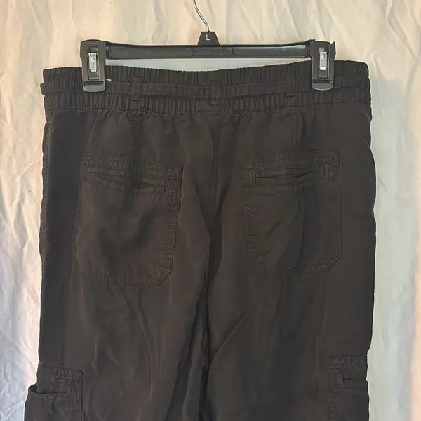 American Eagle Outfitters Black Cargo Pants Relaxed Fit Size Medium - Image 7