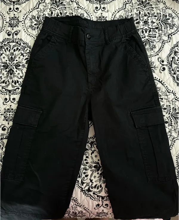 American Eagle Cargo Mid-Rise Jeans - Image 2