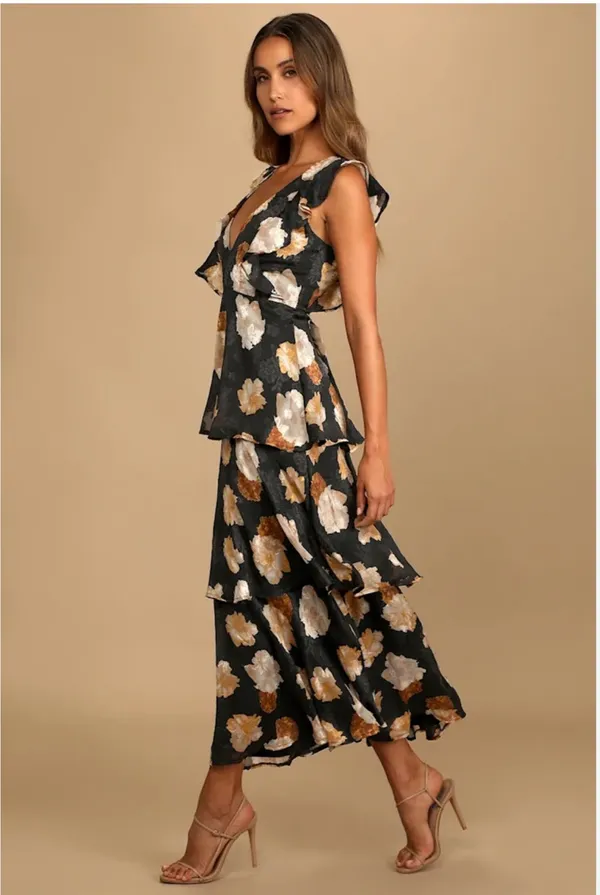 Lulus Dress Maxi Floral Black - Image 2