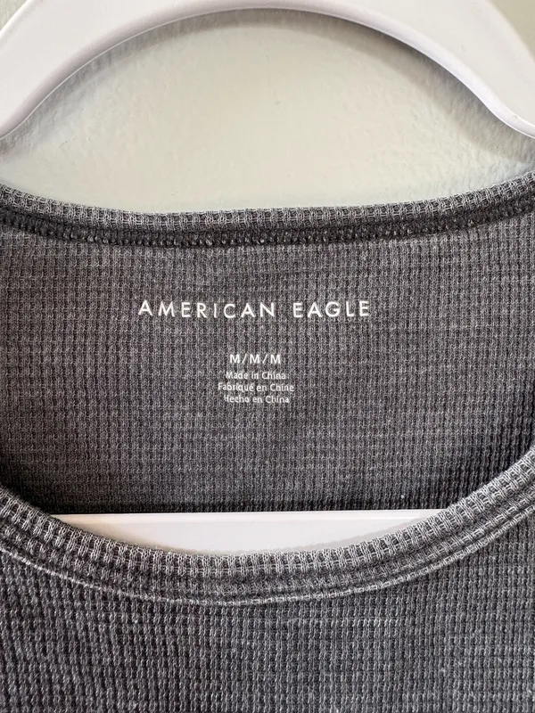 American Eagle Crop Top - Image 3