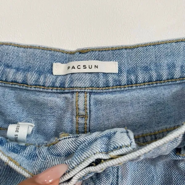 PacSun High Rise Distressed Denim Shorts Light Wash Size 29 - Image 3