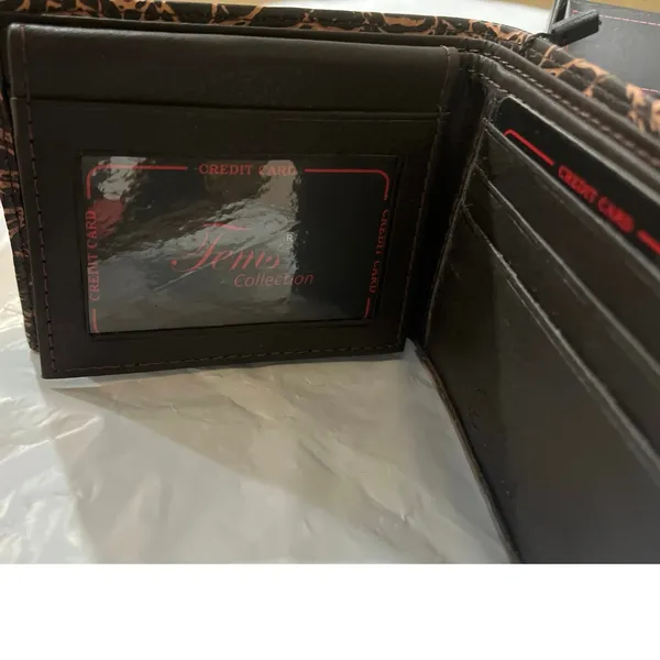 Tems Handcrafted Western Fashion Bi Fold Wallet Studded Vegan Leather Boxed - Image 7