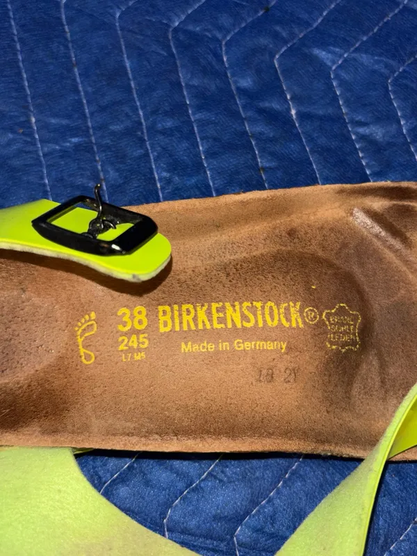 Birkenstock Kairo Patent Leather Kiwi Neon Lime Thong T-Strap Sandals 38 7.5 - Image 9