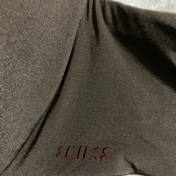 SKIMS Wireless Super Push Up Bra 32DD - Image 3